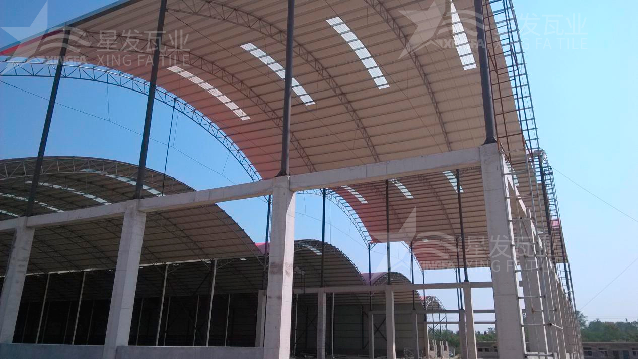 樹脂瓦廠家教你：在惡劣環(huán)境條件下，用什么屋面瓦安全又可靠？