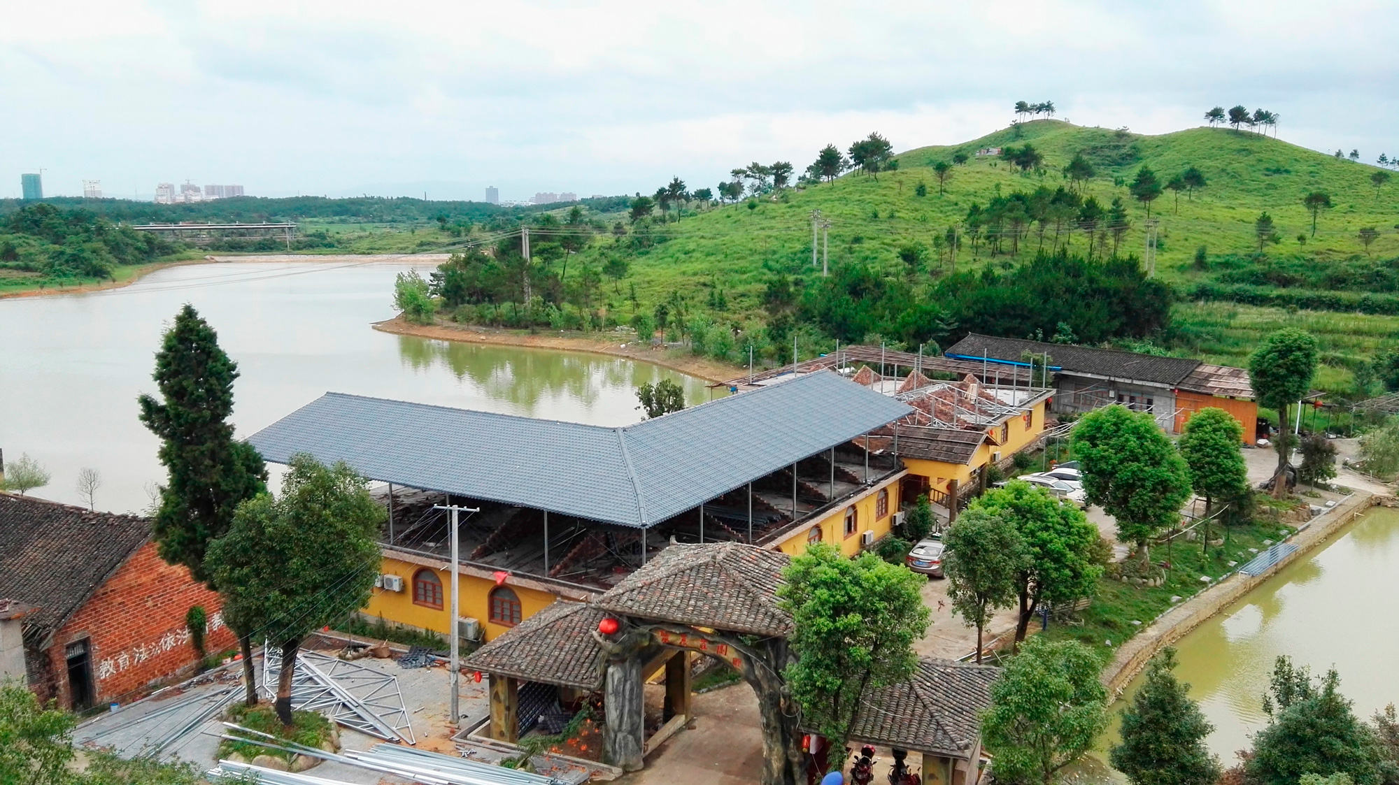 關(guān)于合成樹脂瓦行業(yè)的3大謠言，學(xué)到就是賺到！