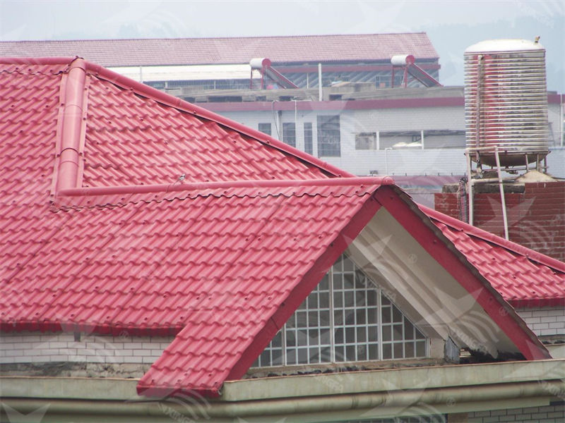 鄉(xiāng)村別墅的屋面新選擇——樹(shù)脂瓦，美觀實(shí)用的典范！